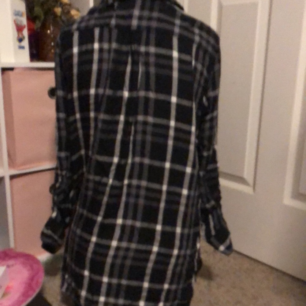 Flannel - Picture 4 of 4